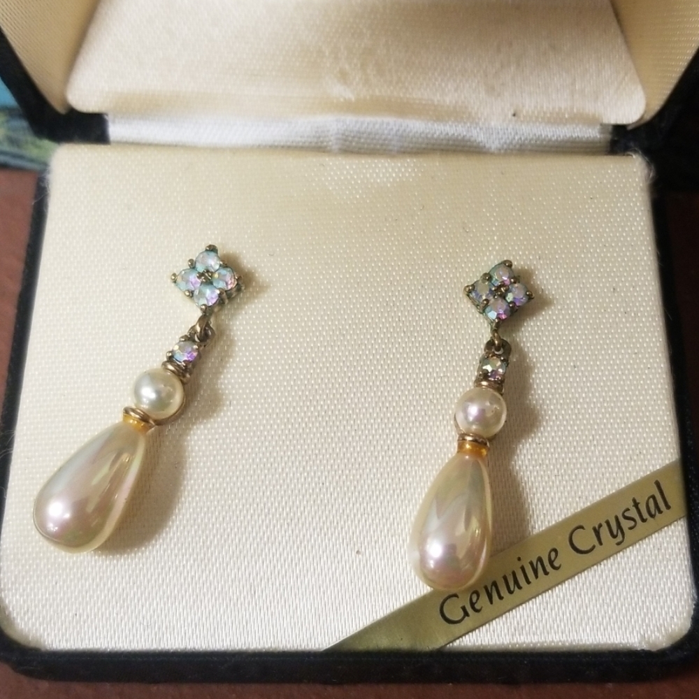 Vintage genuine crystals earrings